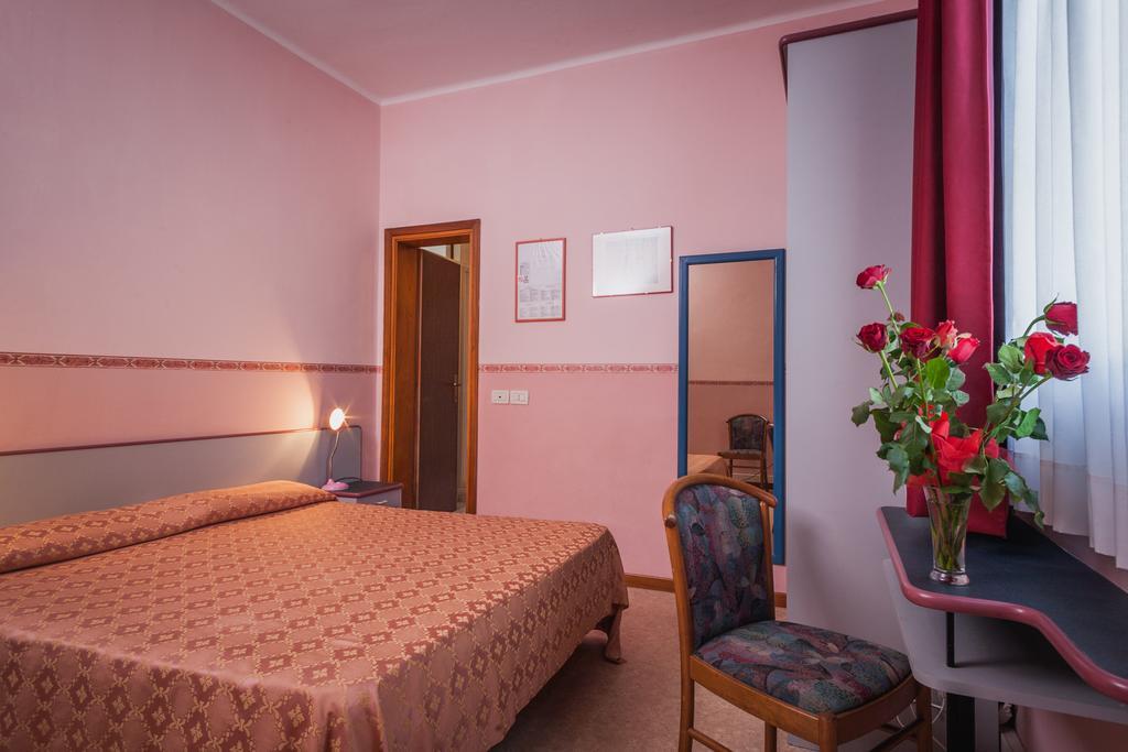 Hotel Al Ponte 리그나노 사비아도로 객실 사진