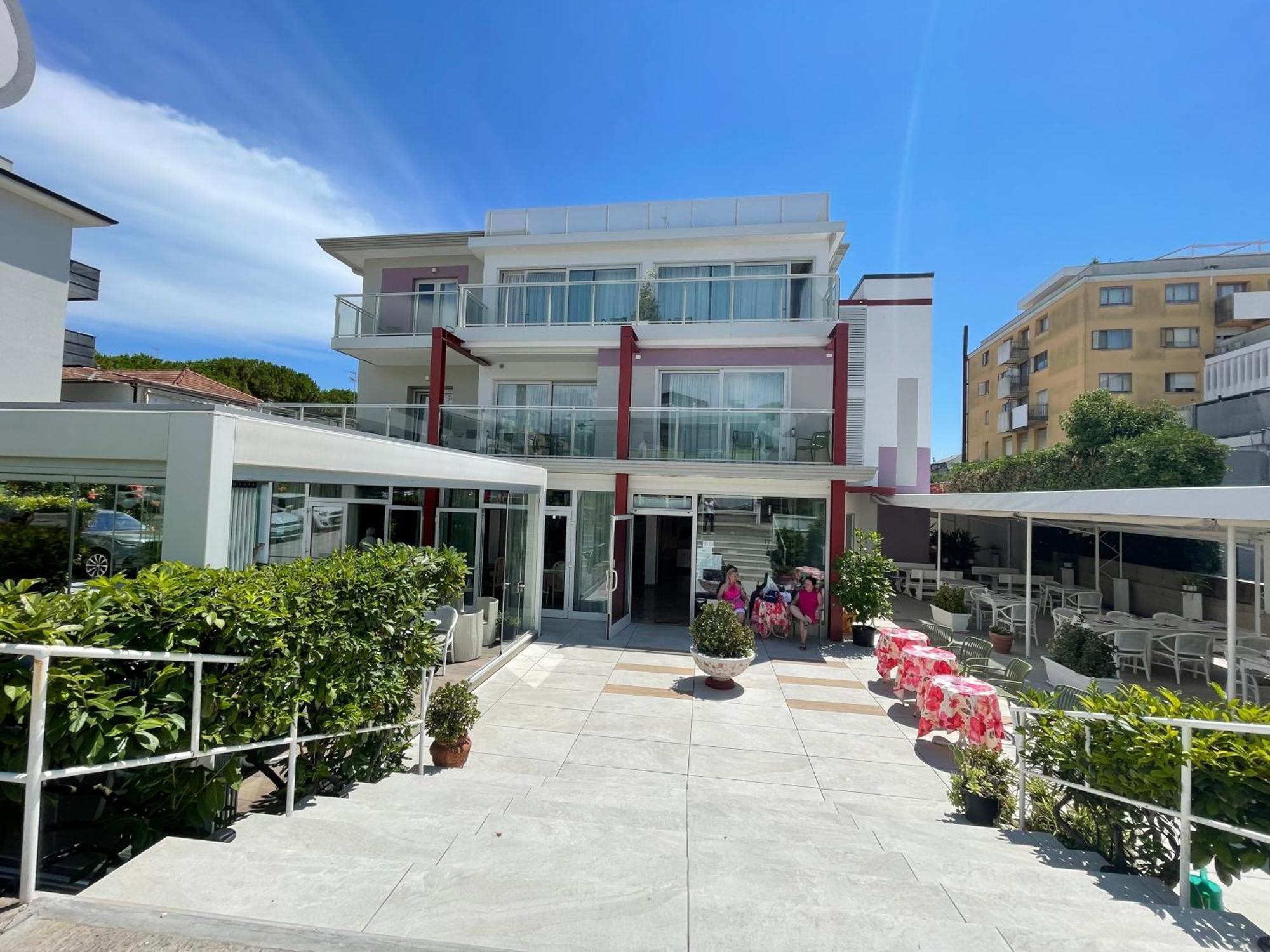 Hotel Al Ponte 리그나노 사비아도로 외부 사진