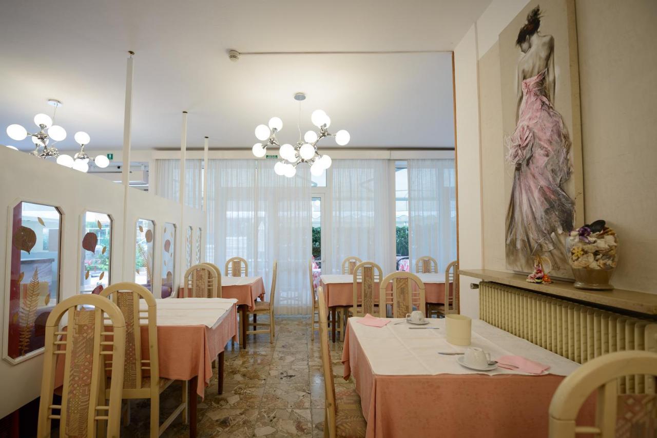 Hotel Al Ponte 리그나노 사비아도로 외부 사진